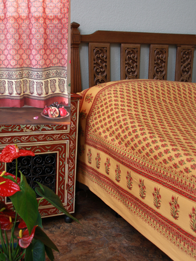 Indian Summer duvet cover with India Rose curtains