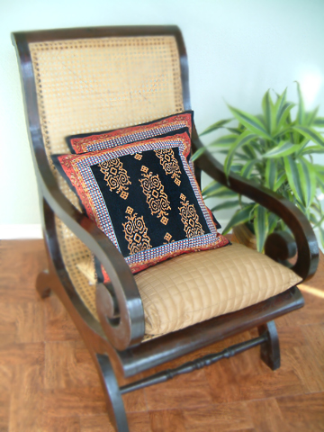 Kilim Noir throw pillow