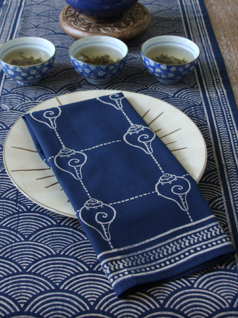 blue napkins for blue fall decor