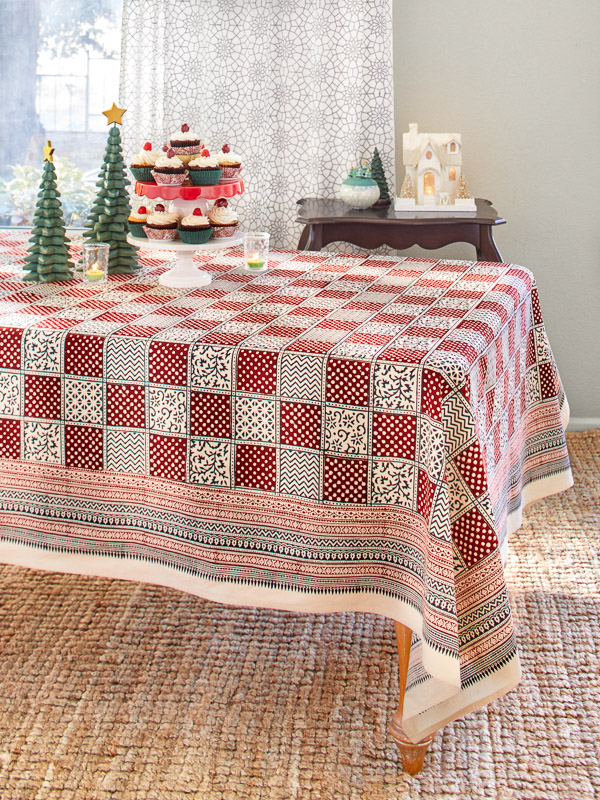 Red Plaid Christmas Holiday Tablecloth