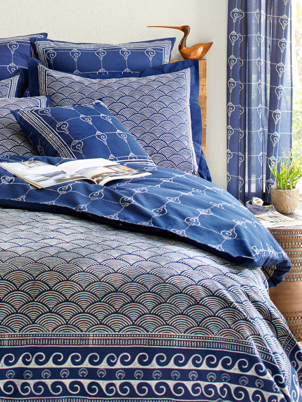 navy blue coastal bedding, duvet cover, pillows