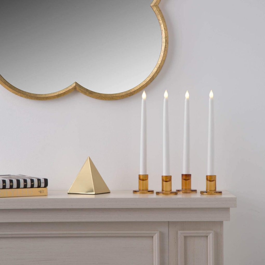 candles and housewarming gifts