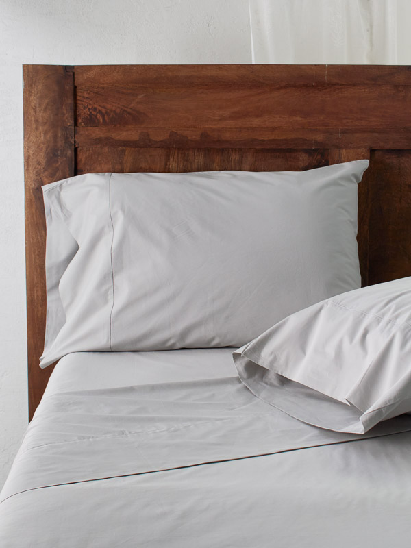 Gray cotton sheets for fall bedroom