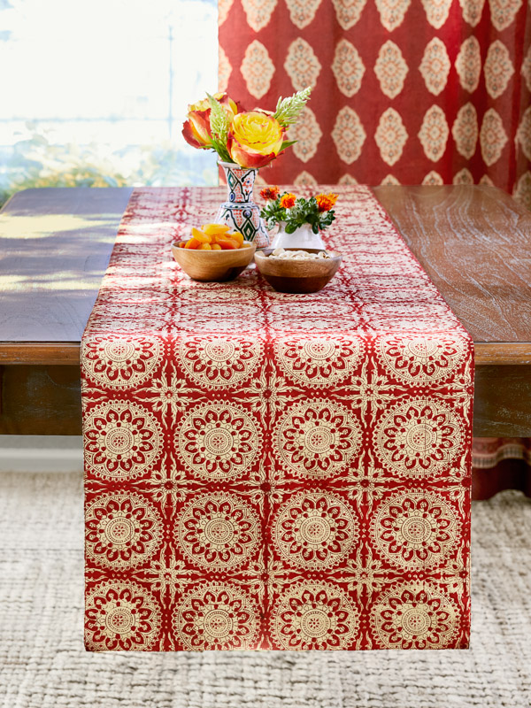 Engagement party ideas for a Moroccan theme