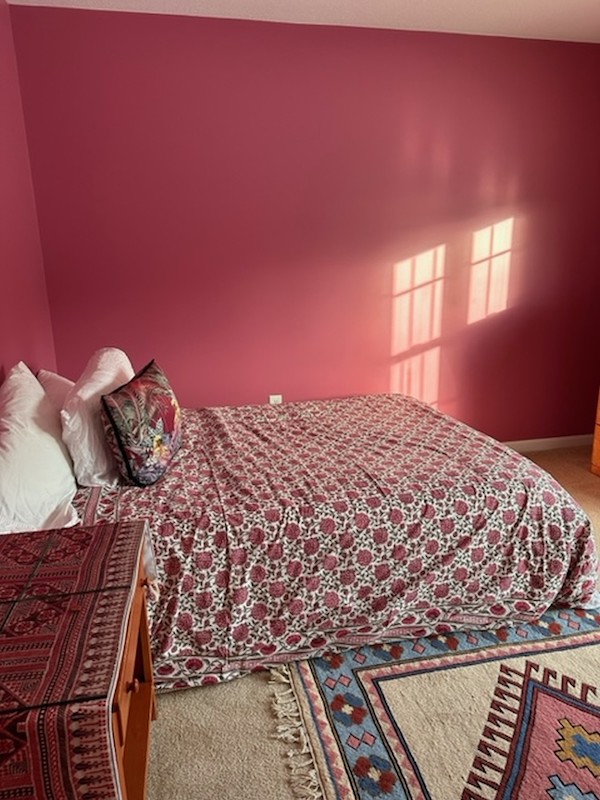 Dahlia flower in the bedroom for sophistication and femininity