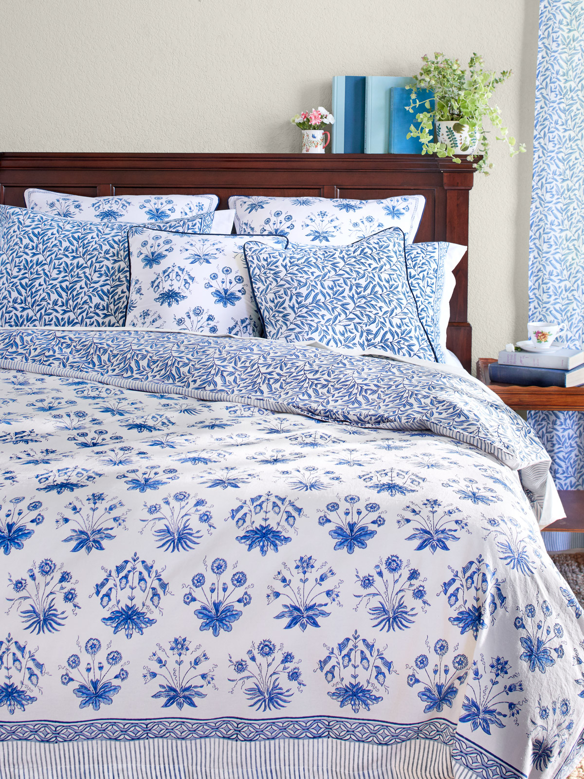 English Gardens ~ Cottage Style Botanical Duvet Cover