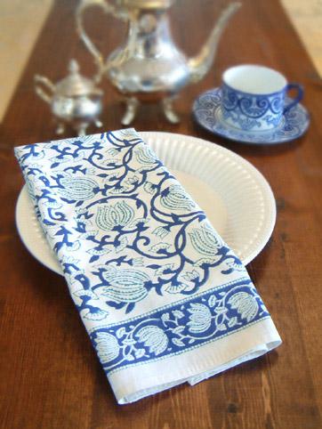 Blue and White Floral Party Dinner Napkins