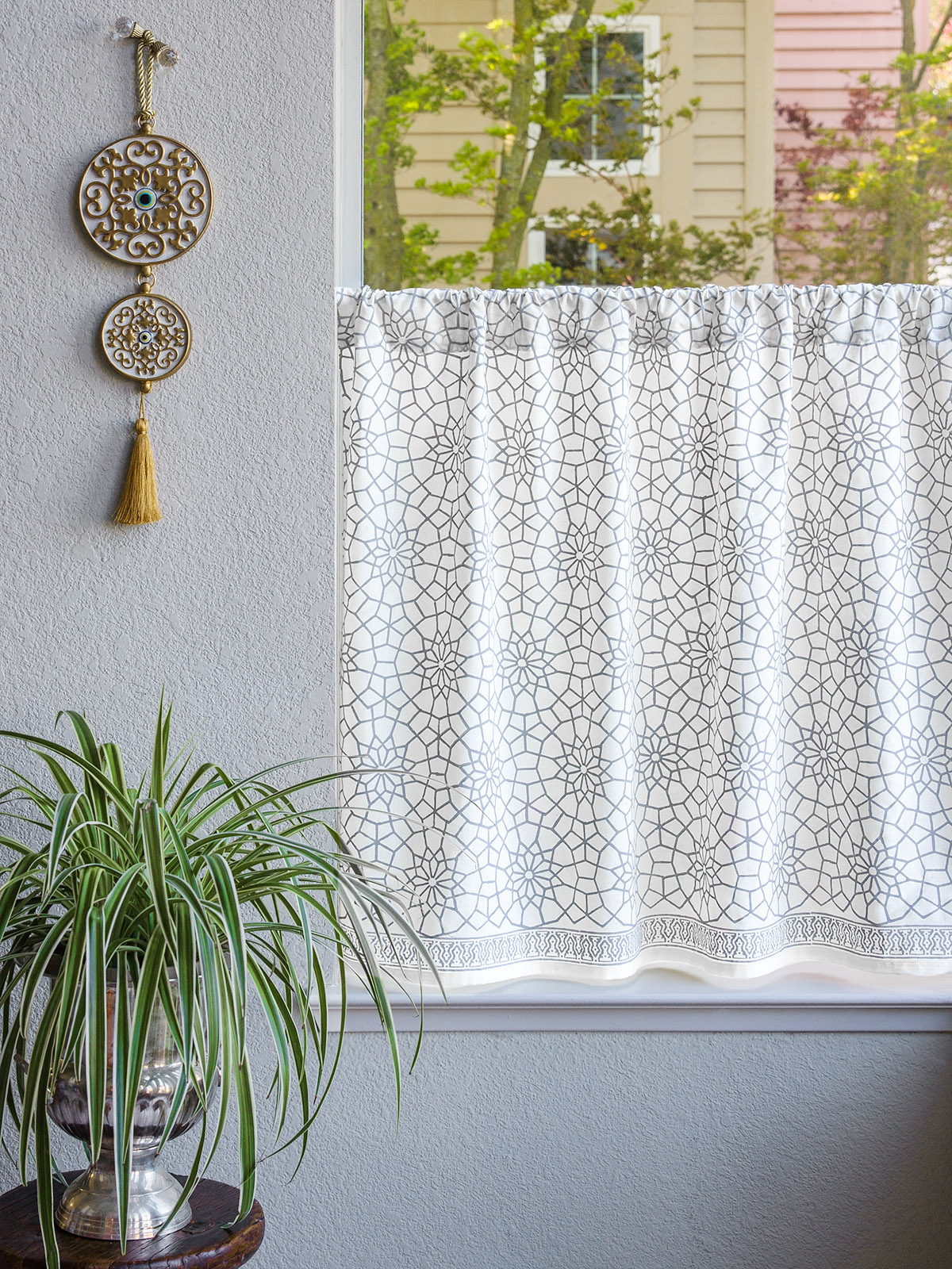 Royal Mansour Quartz ~ Moroccan Gray Trellis Kitchen Curtain