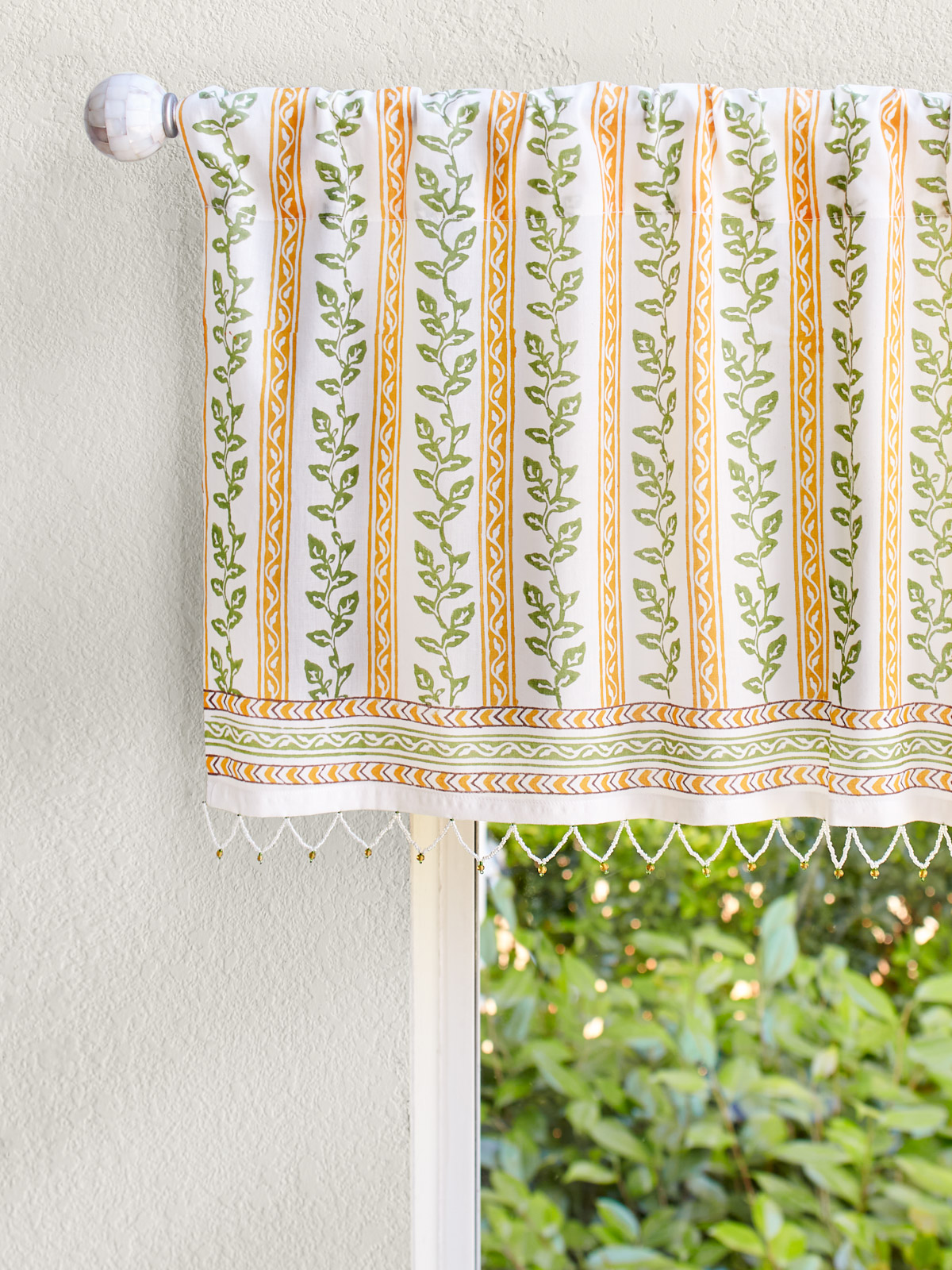 Sunflower Serenade - CP ~ Botanic Valance for Kitchen, Stripe