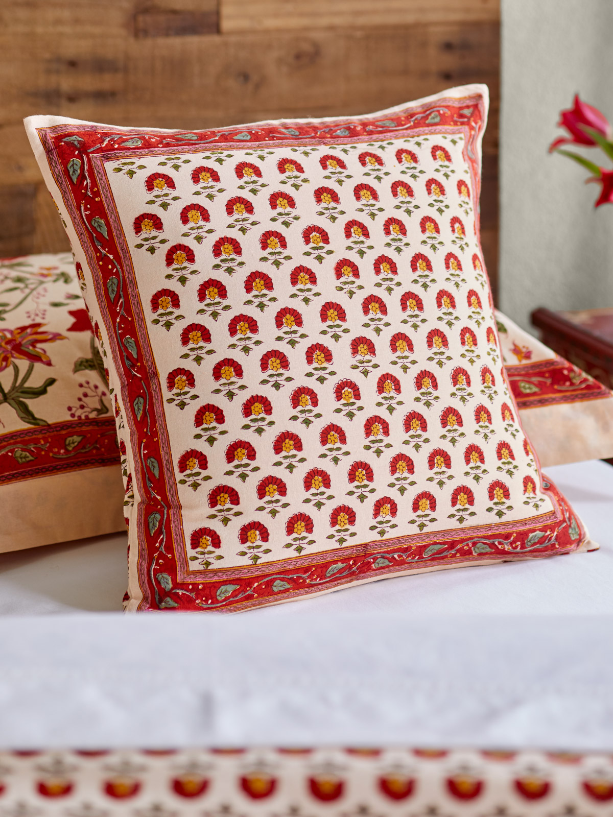 Tropical Garden(CP)~Colorful Country Cottage Throw Cushion Cover