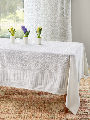 Royal Mansour ~ Moroccan Medallion Trellis White Tablecloth